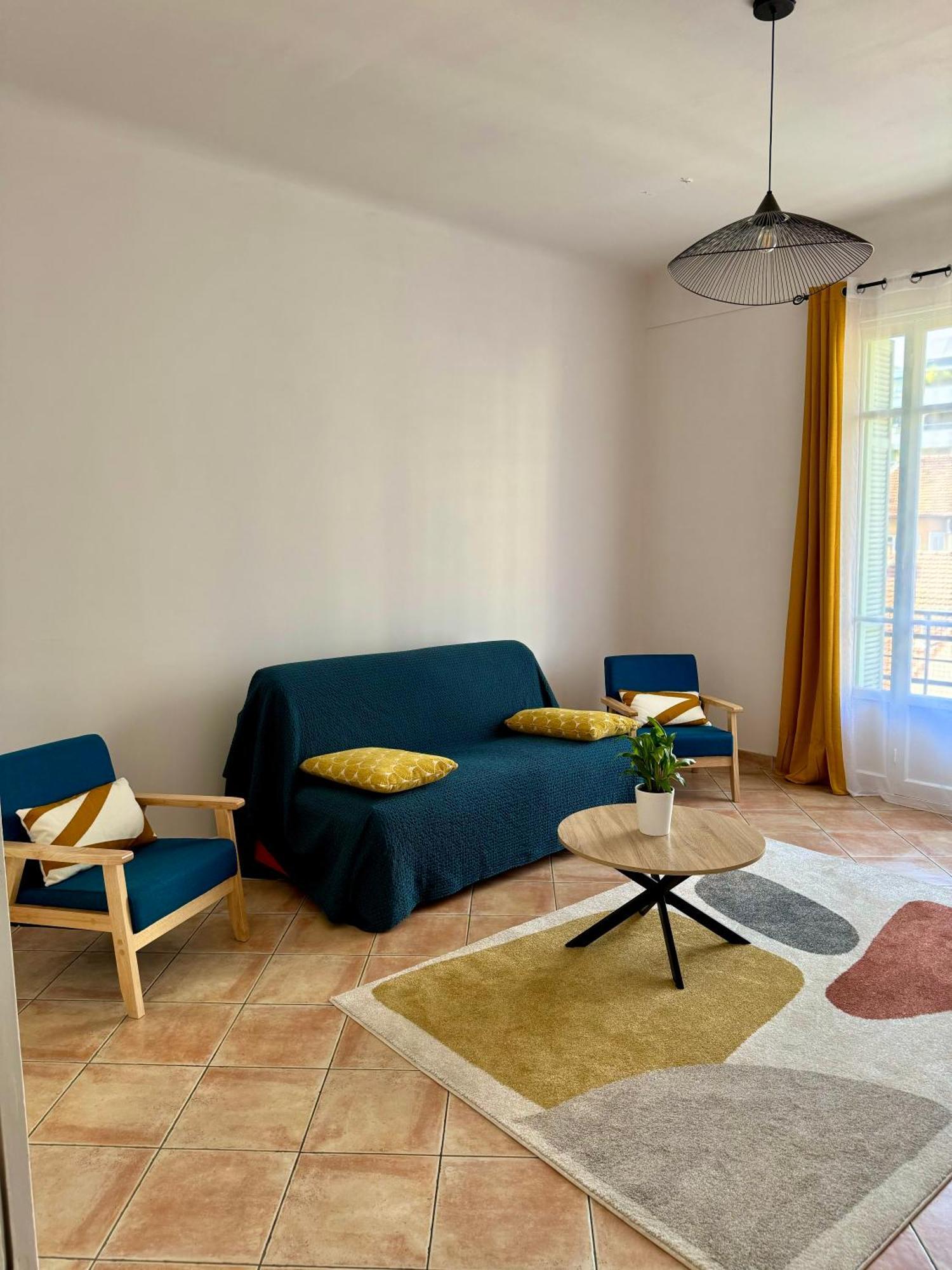 Grand A 5 Minutes De La Apartment